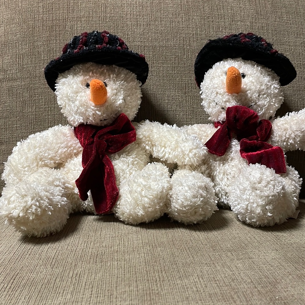 Stuffed snowmen